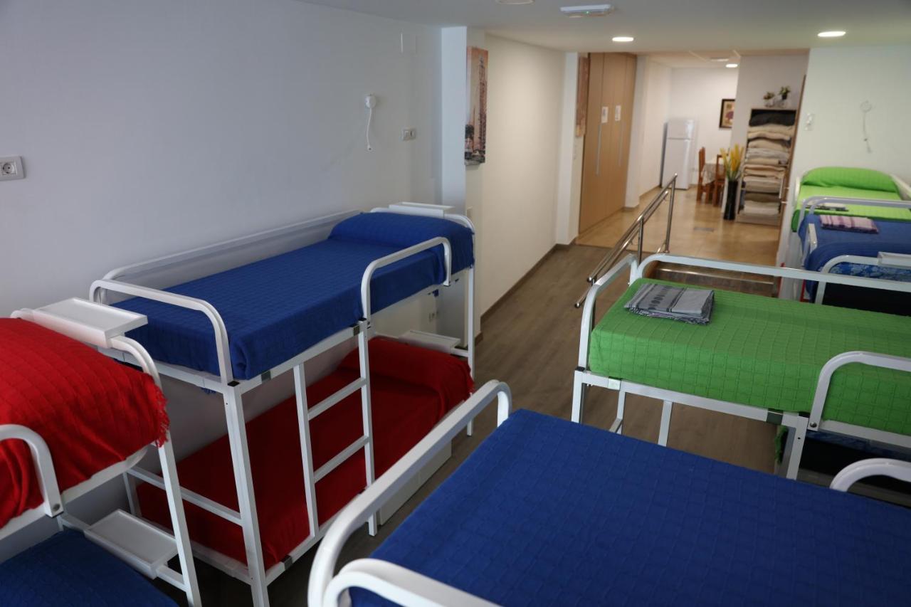 Albergue El Caminante Hostel Portomarin Ngoại thất bức ảnh