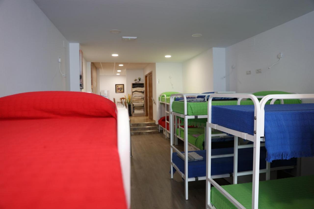 Albergue El Caminante Hostel Portomarin Ngoại thất bức ảnh