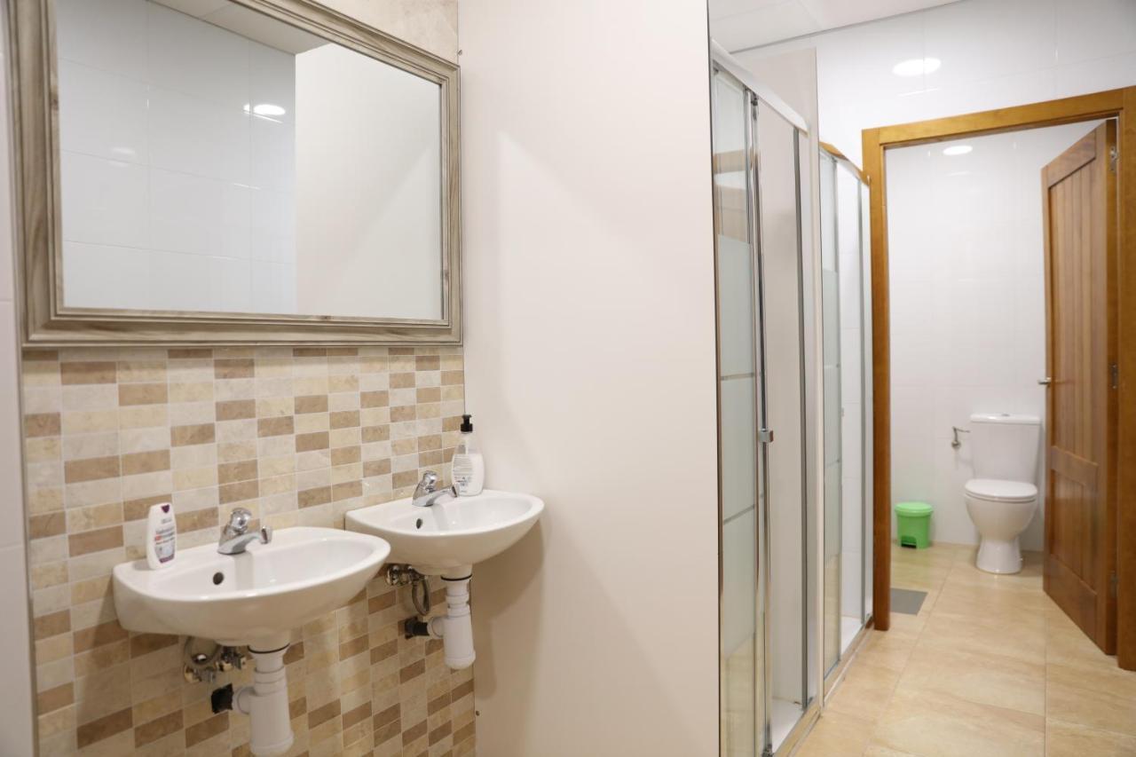 Albergue El Caminante Hostel Portomarin Ngoại thất bức ảnh
